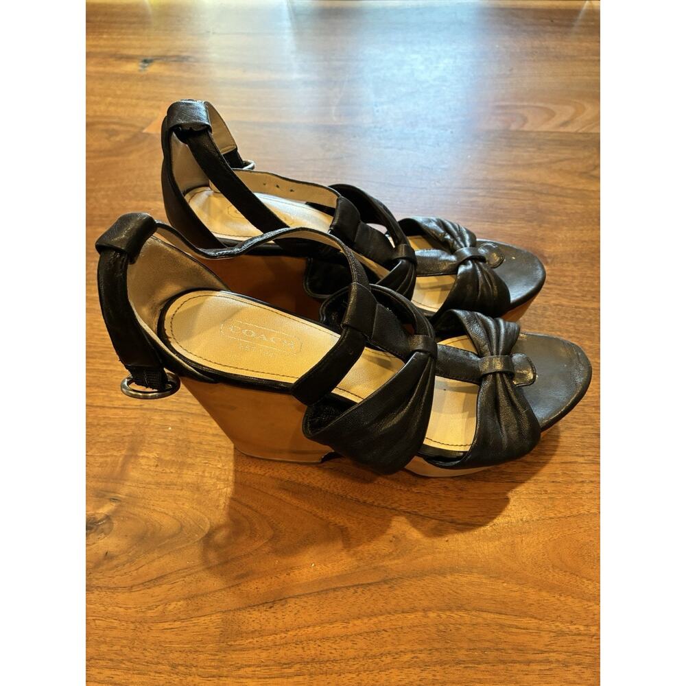 COACH black leather T-strap platform wedges Shoes 7 - Very Comfortable - Picture 3 of 9